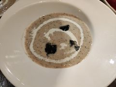 黑松露菌菇汤-斯比特花园西餐厅(东方商厦店)