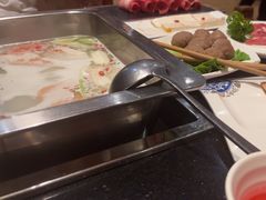 -百年川椒重庆老火锅(光谷店)