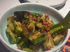 -鸣记脆皮烤鱼·海鲜烤鱼(三八广场店)