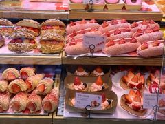 -巴黎贝甜(大宁国际商业广场店)