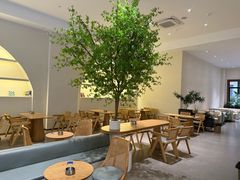 -乍甸乳业鲜奶吧(红河水乡店)