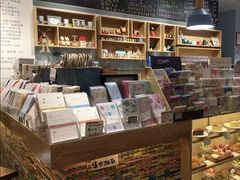-猫的天空之城概念书店(印象城购物中心店)