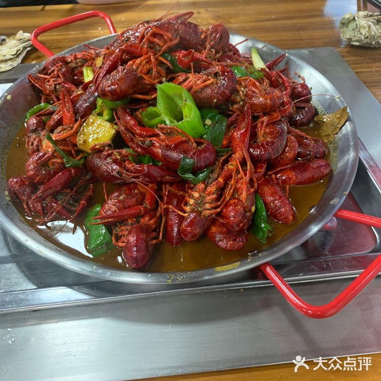 龙虾烧烤，美人佳肴