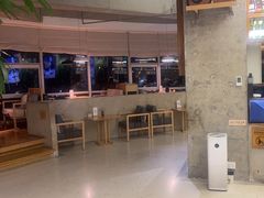 -水边咖啡(黄金水岸店)