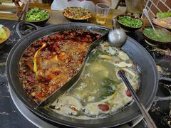-乖嬢嬢重庆老火锅(南联店)