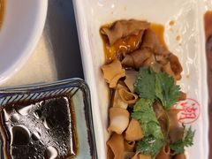 -潮界(LU·ONE凯德晶萃广场店)