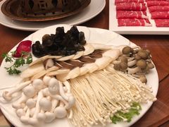 -和院老火锅铜锅烧烤海鲜(朱雀大街店)