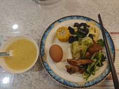 -汗腾格里·风味餐厅(新疆驻京办店)