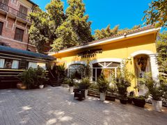 门面-火车头法国西餐厅