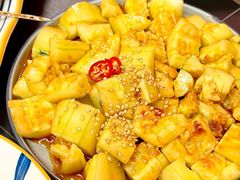 -许哥东北烧烤·铁丳烤串·宫后夹肉(繁花中心店)