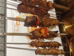 -小董哥烤串·爆汁大油边(故宫店)