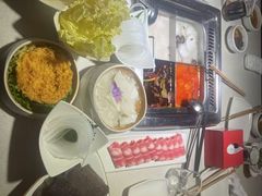 -海底捞火锅鲜切牛肉主题店(长寿路店)