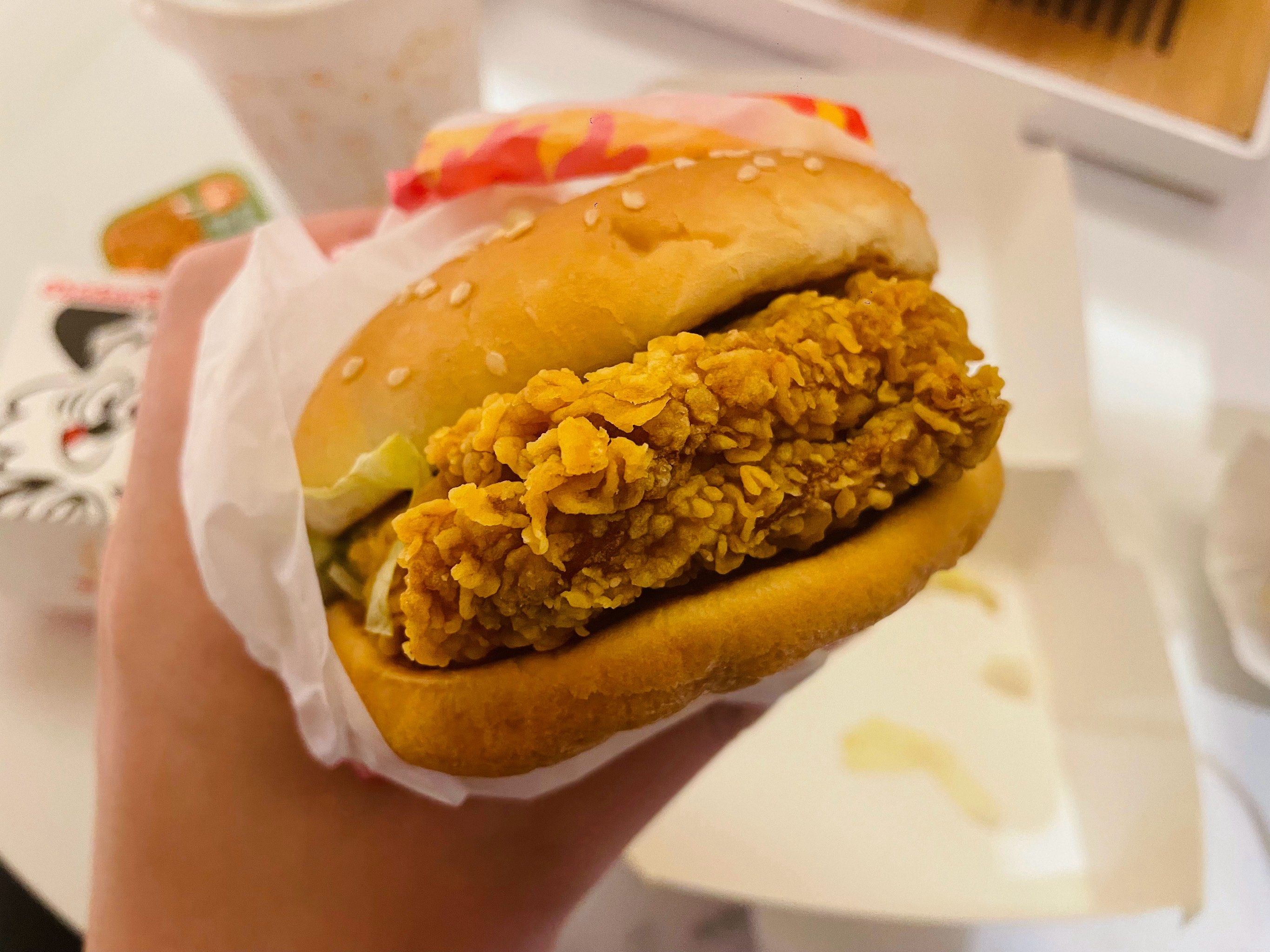 锦鲤附体抢到1块钱的麦辣鸡腿汉堡!