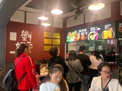 等位区-刘二妈米皮(步行街店)