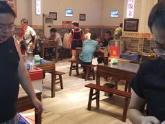 大堂-杨三娘跷脚牛肉(羊子山西路店)