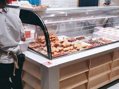 面包甜点陈列柜-廖记棒棒鸡(华贸店)