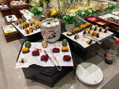 -南郊宾馆·风味自助餐厅·山东十六地市特色菜