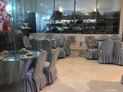 大堂-宣威年猪饭·二十年云南家常菜·特色小炒肉(金碧店)