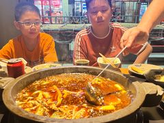 -石锅苗苗鱼(武汉首店)