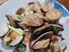 -泉畔人家·老济南经典鲁菜(大明湖店)
