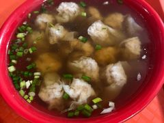 -张阿三馄饨店