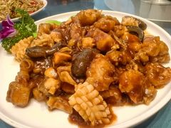 海味全家福-大连湾旭日·家宴·海肠捞饭(马栏广场店)
