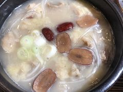 -吴草鸡爪오초닭발韩食堂(融恒盈嘉中心店)