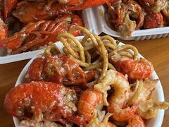 -莲餐厅·湖北菜·潜江小龙虾店(愚园路店)