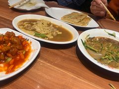 -六泰居·尔滨地标·东北菜(松北店)