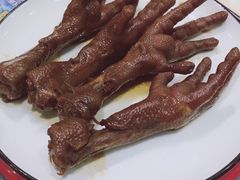 金龙四香凤爪-金龙·打边炉(武进路店)