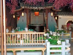 -荷塘秋月·本帮江浙菜(国权路店)