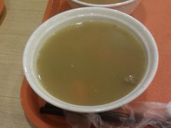 红萝卜扁豆猪骨汤-都城壹族快餐(第66分店)