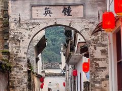-黄山光明顶山庄