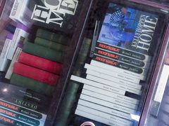 -钟书阁(松江泰晤士小镇店)