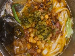8小时慢炖半筋半肉手工粉-小满手工粉(上海月星环球港店)