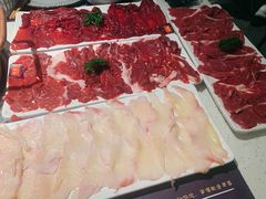 胸口朥-牛村来人潮汕牛肉火锅(西单店)