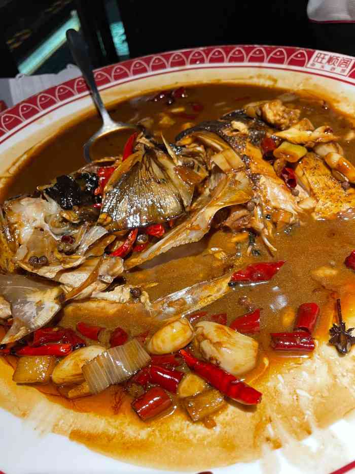 旺顺阁鱼头泡饼(常营店)-"拥抱很愉快,菜品不错,鱼头味道棒棒哒.余.