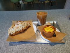 杏仁可颂-山下C5cafe(惠通时代广场店)