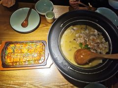 -九锅一堂酸菜鱼(新南凯德直营店)