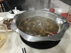 -粤潮牛肉火锅店(江南大道店)