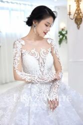-Renee芮亦婚纱(原丽莎)