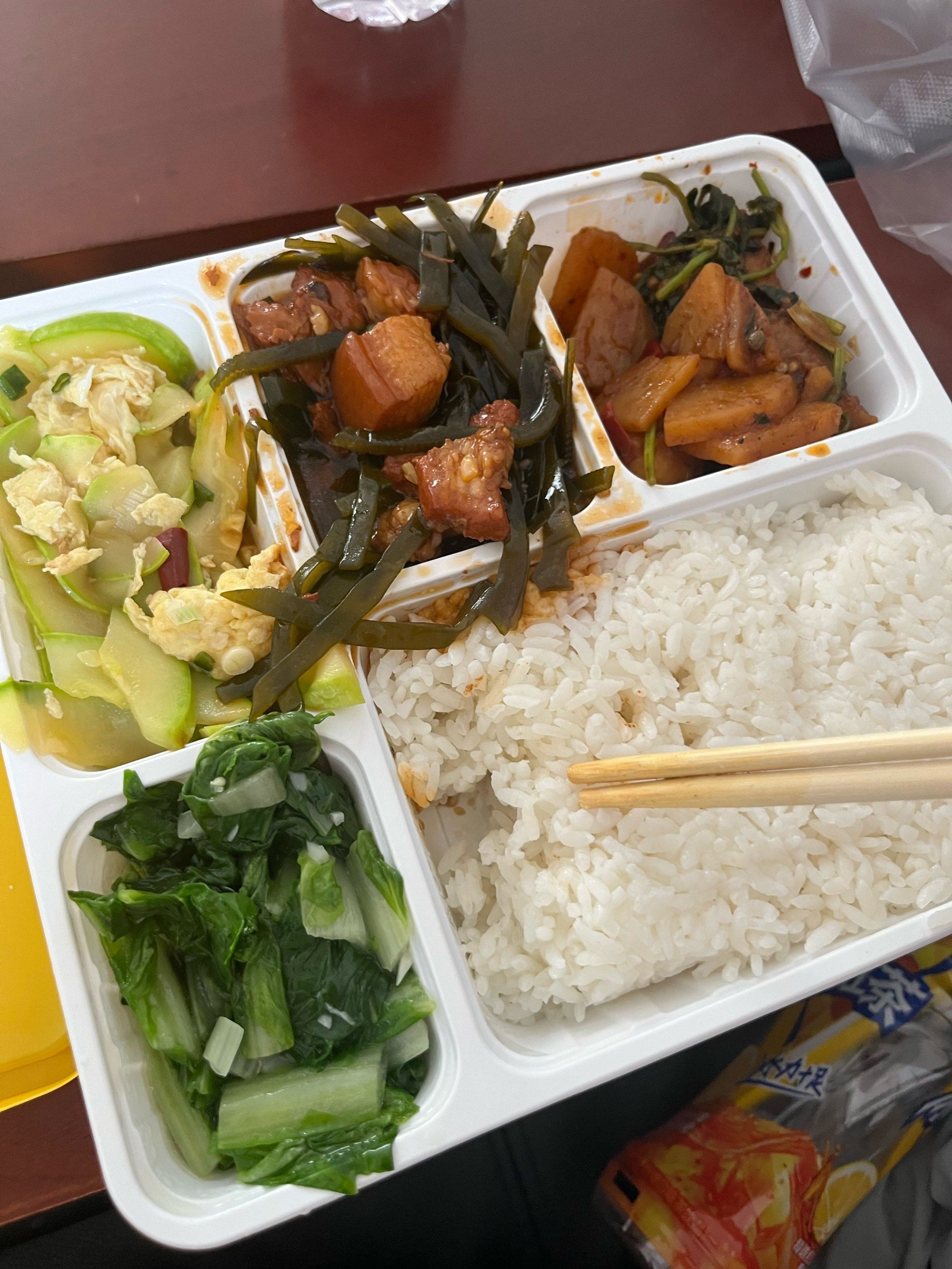 一天的伙食