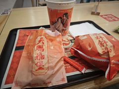-塔斯汀中国汉堡(徐汇汇京广场店)