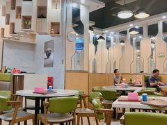 大堂-鸿图茶餐厅•27年老字号(云峰花园店)