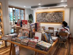 -猫的天空之城概念书店(苏州平江店)