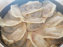 猪肉灌汤包-金城包子牛肉灌汤包(台东四路店)