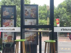-麦当劳(松江南乐得来速店)