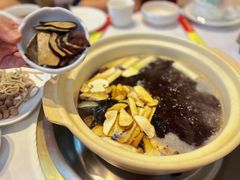 -天宜隆蘑菇宴火锅(石景山旗舰店)