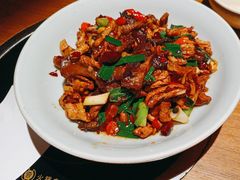 -吃饭皇帝大土家民族菜(荟聚店)