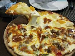 -悦享绿山墙西餐厅